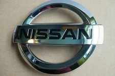 2013-18 SENTRA logo 2012-14 VERSA Front 2011-17 JUKE Emblem Grill For Nissan