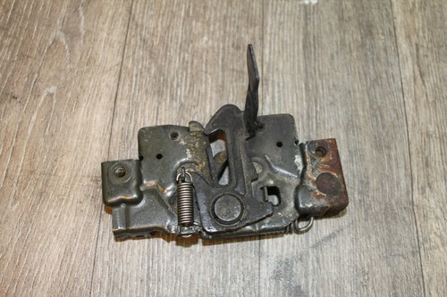 Motorhaubenschloss Mazda VI Bj. 2003