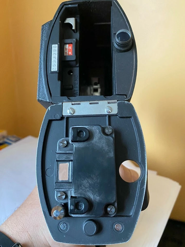 Cámara de película Eumig Viennette 2 Super 8 SIN PROBAR Foto 3 de 4