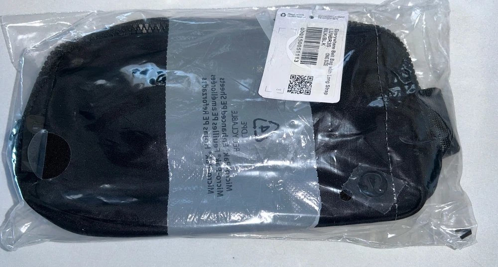 Lululemon Everywhere Belt Bag 1L with 55.5in Strap All Black NWT Authentic