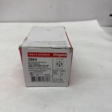 Legrand 3864 Pass & Seymour Receptacle 30A 125V/250V 3P 4W Nema 14-30R AL/CU 