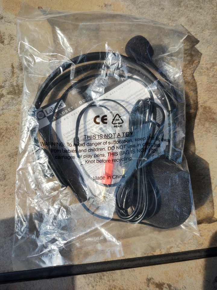 (NEW) Labtec LVA-8420 Headset / Boom Mic. For PC Speech Recognition Applications - Image 2 of 2