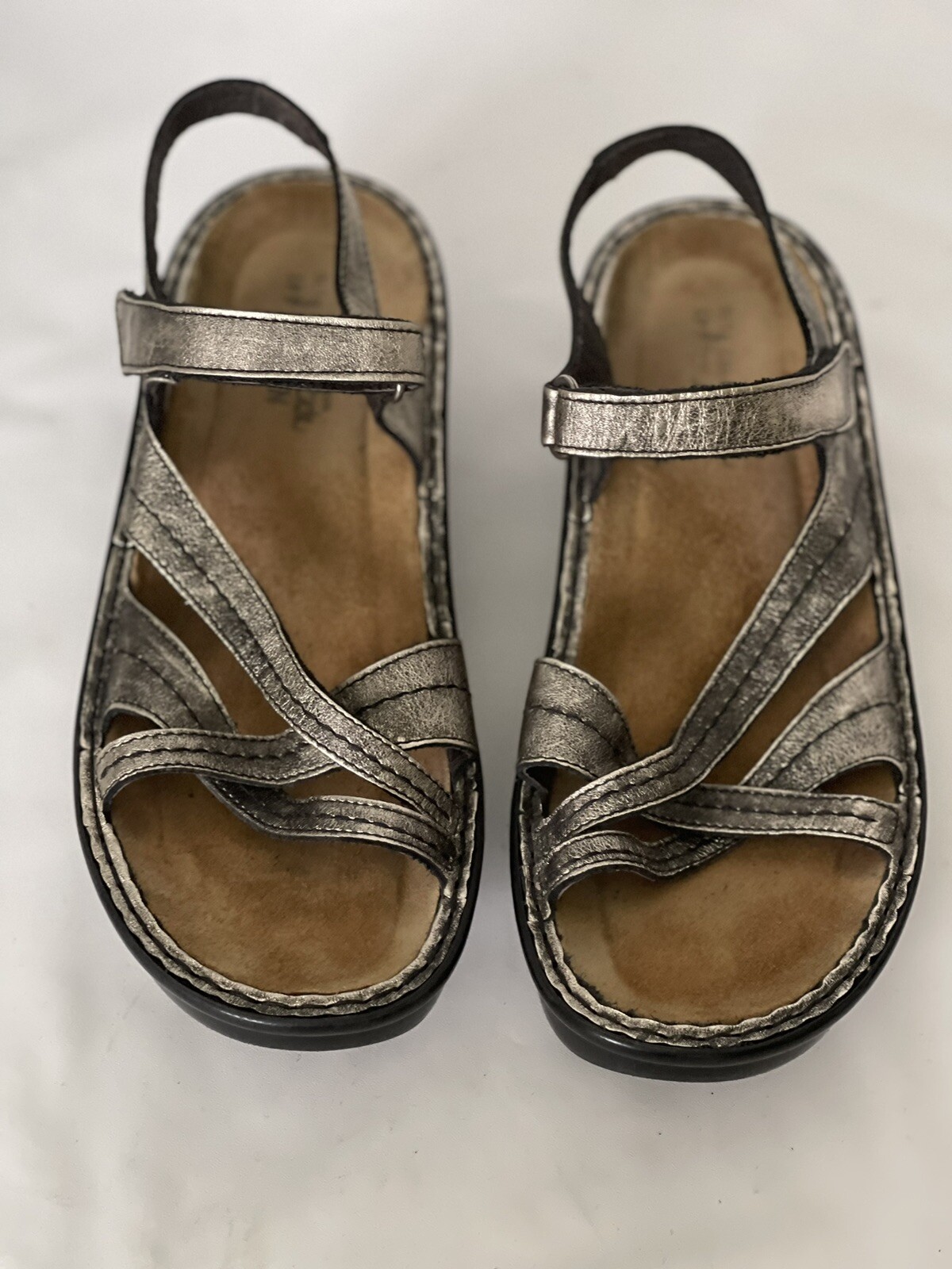 Naot Size 41 Sandals (US 10) Style: Paris, Metallic Pewter/Silver