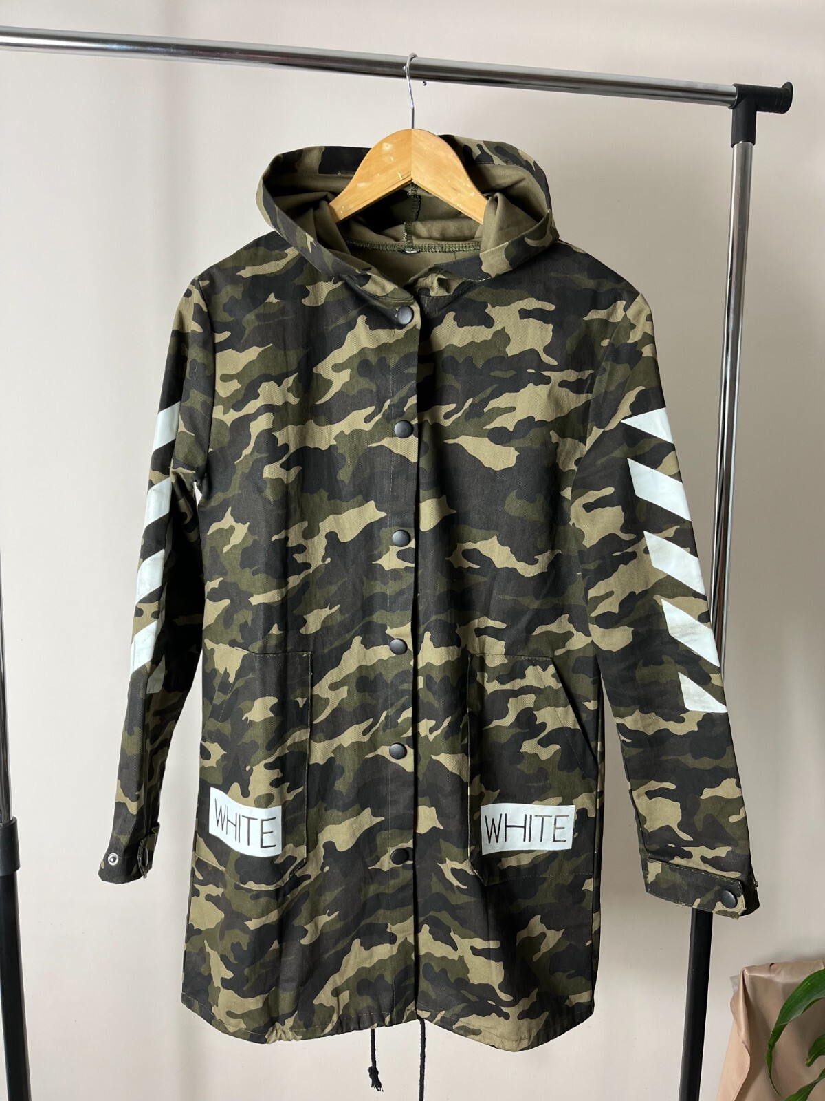Camo Windproof/Waterproof Hooded Jacket - Sz XS image 2
