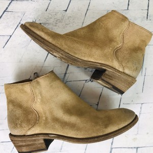 frye carson bootie