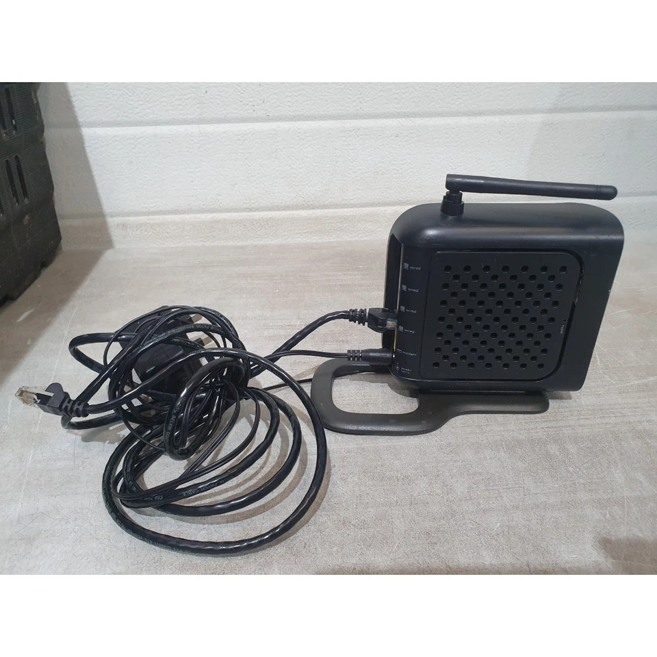 Belkin F6D4230-4 V3 Enhanced Wireless Router 4-Port with MV12-Y120100-B2 Adapter - Image 4 of 4