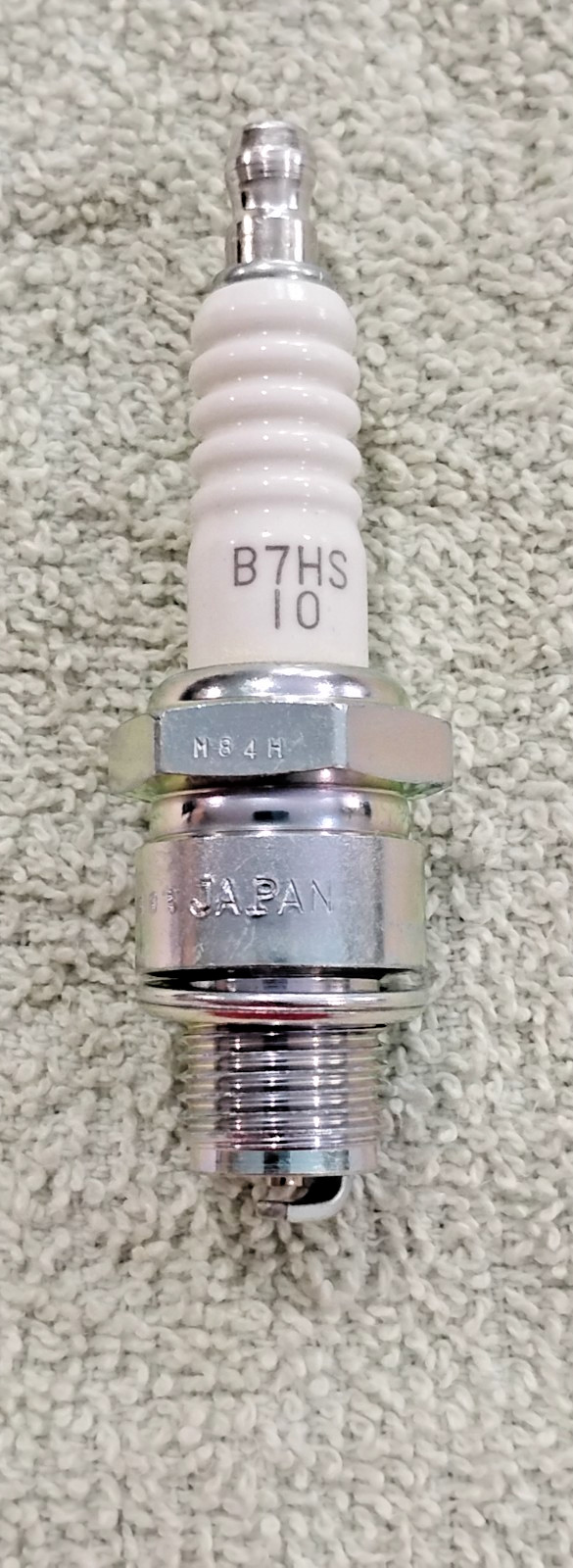 Spark Plug NGK B7HS-10 #2129