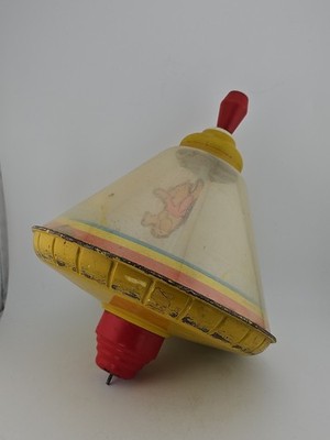 VINTAGE Disney ''Winnie the Pooh'' Spinning Top Toy OHIO ART, Patent #3084478 1965