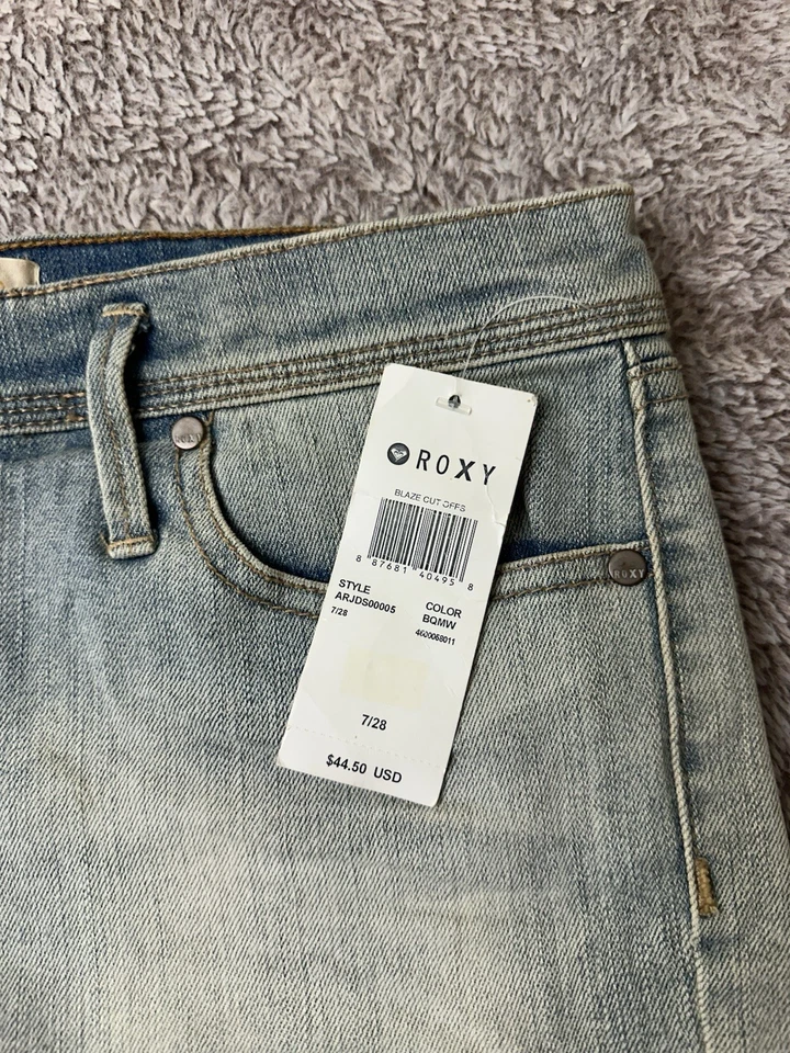 Pantalones Cortos Roxy Blaze Corte Dobladillo Crudo Talla 7 Nuevos Foto 3 de 4