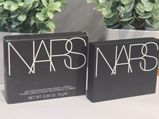 NARS LIGHT REFLECTING PRESSED SETTING POWDER:...