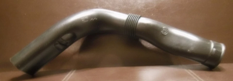 Volvo S80 2004 2,5 L turbo - conducto de aire trasero izquierdo - pieza original Volvo 8674835 OEM Foto 2 de 4