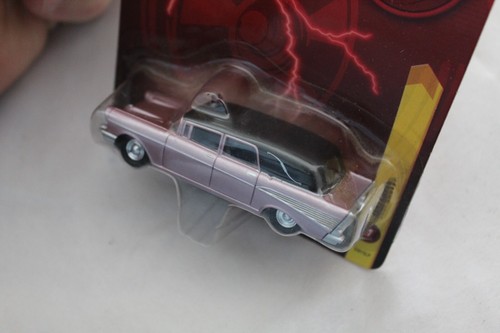 Johnny Lighining 1957 Chevy Hearse #27 Purple - Picture 2 of 3