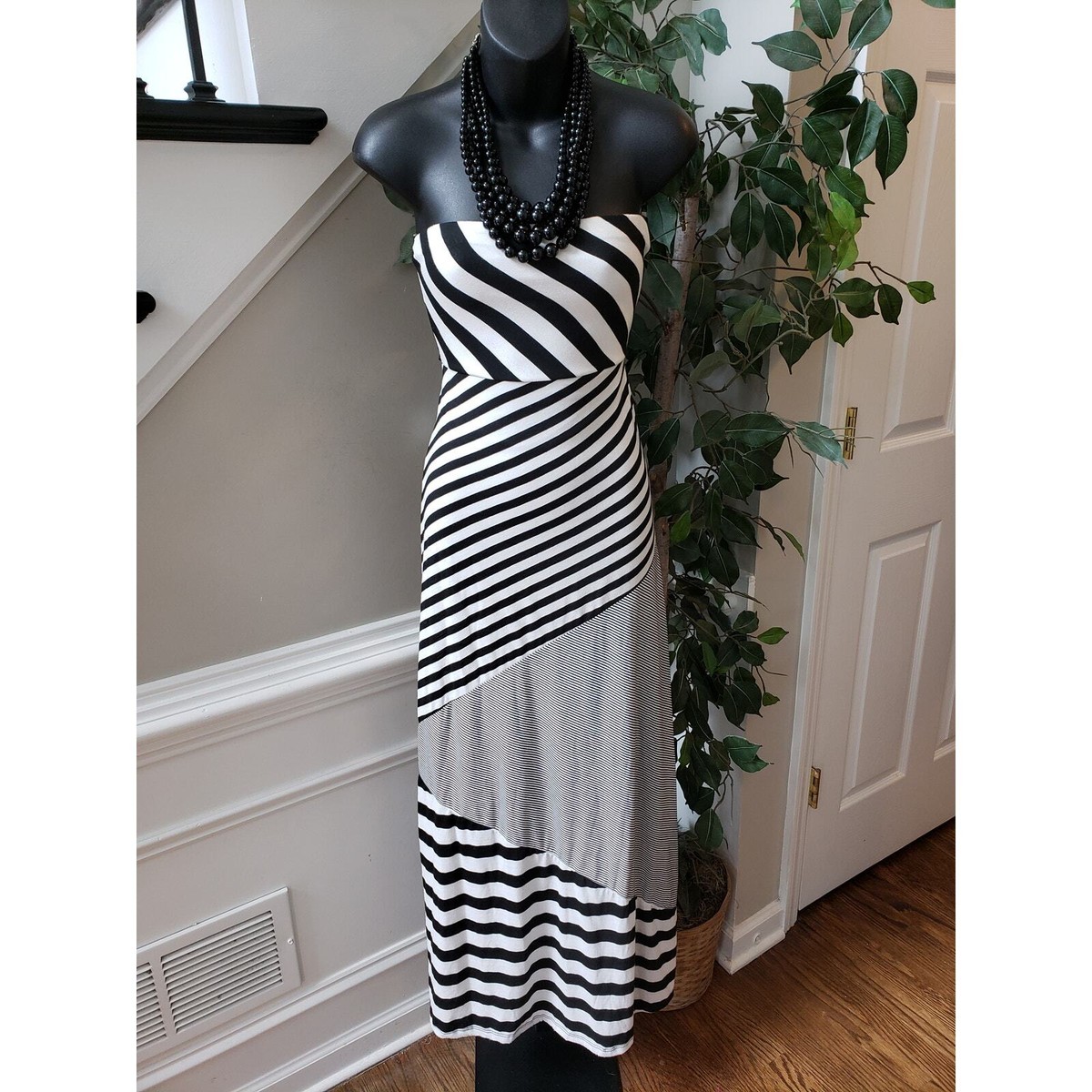 Charlotte Russe Long Maxi Dress Womens XS Black & White Striped Off The  Shoulder | eBay