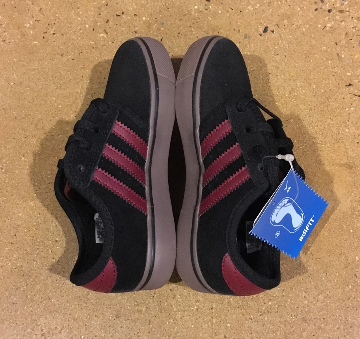 Adidas originals kids' clearance seeley running shoe