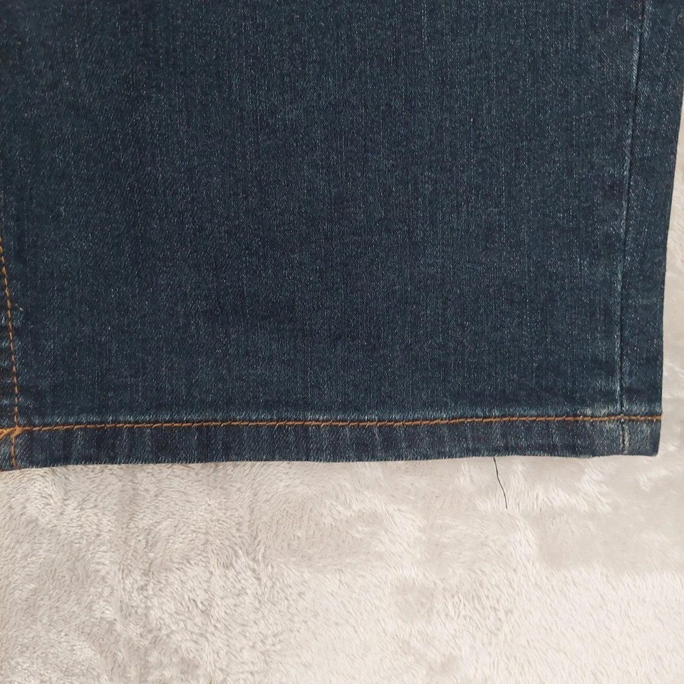 Pantalones de mezclilla rasgados desgastados lavado oscuro talla grande Ashley Stewart para mujer Foto 4 de 4