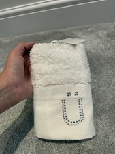 100% Cotton White Face Towel with Diamentes - Made In Turkey Brand New With Tags