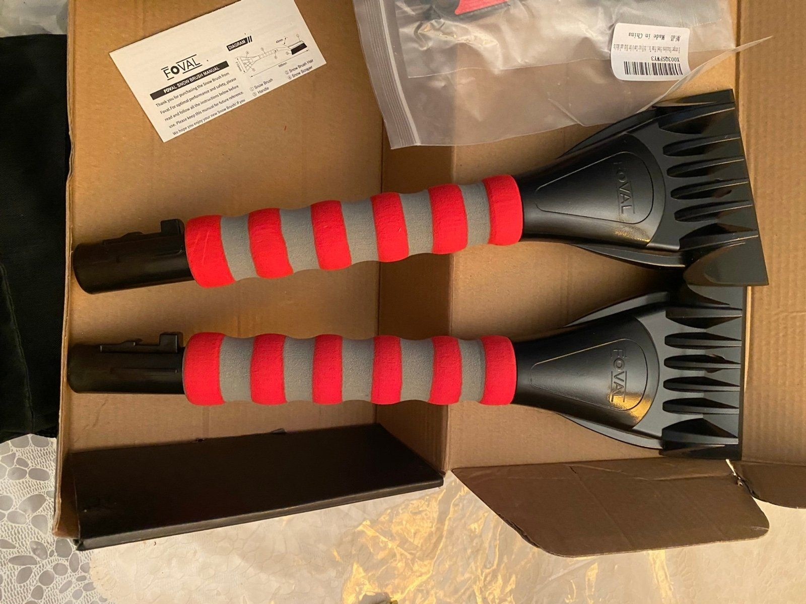 Foval multifunctional detachable snow scraper 2 pack brand new in box scratch re