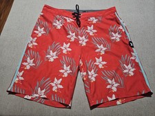 Hurley Phantom Elite Size 32 8.5" Inseam Red Hawaiian Floral Boardshorts Men  s