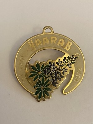 Shriners Yaarab 1st Lady 2005 Lapel Pin P180