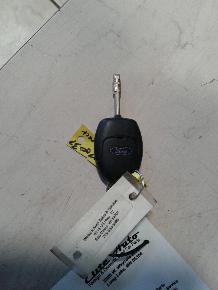 Fob/Remote Three Button ID KR55WK47899 Fits 10-14 TRANSIT CONNECT 830533 - Image 2 of 4