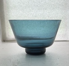 1950s WMF Wilhelm Wagenfeld Style Turmalin Glass Footed Bowl / Scandinavian MCM