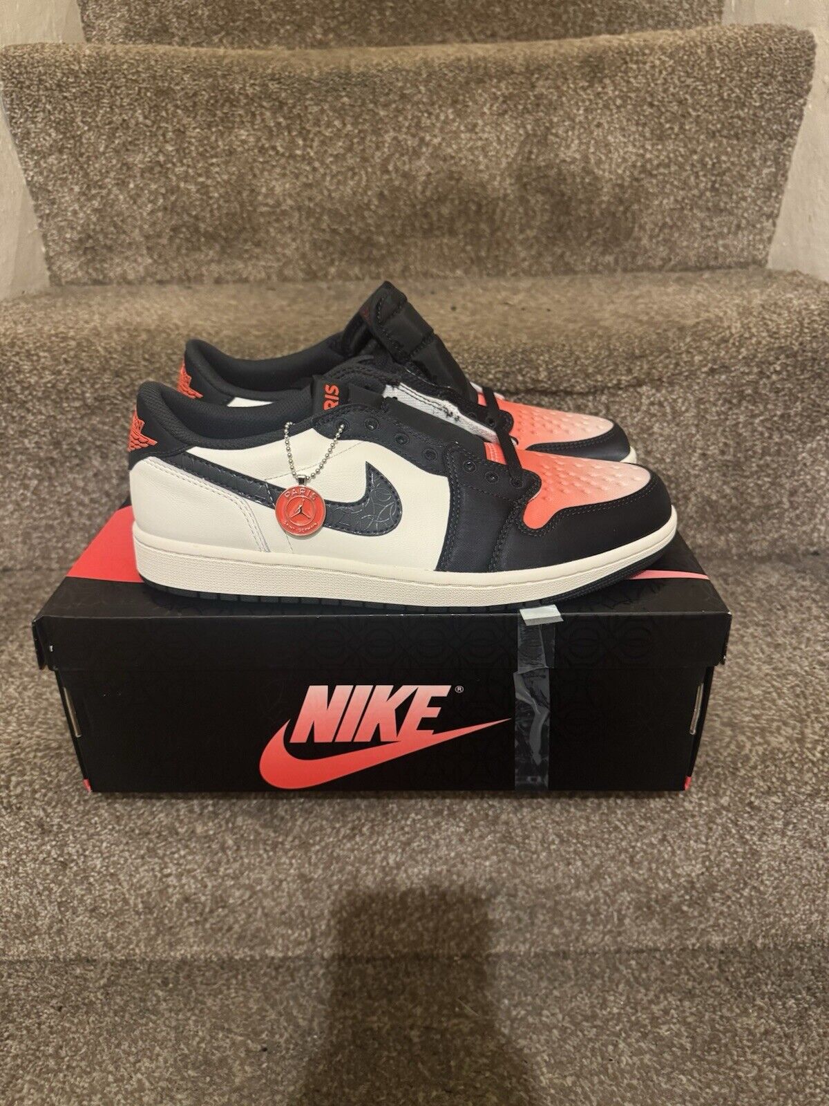 Picture 1 of 10
