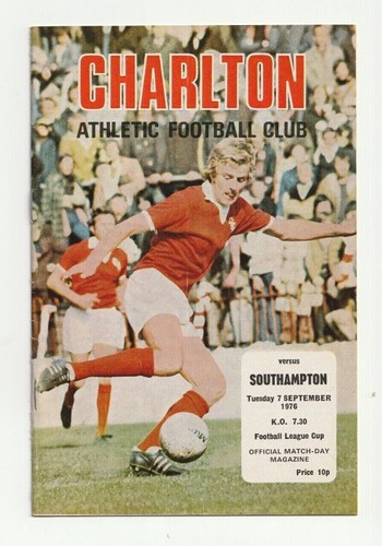 Charlton Athletic 1976/77 Selezione di Programmi Home League Cup dal menu - Foto 2 di 3