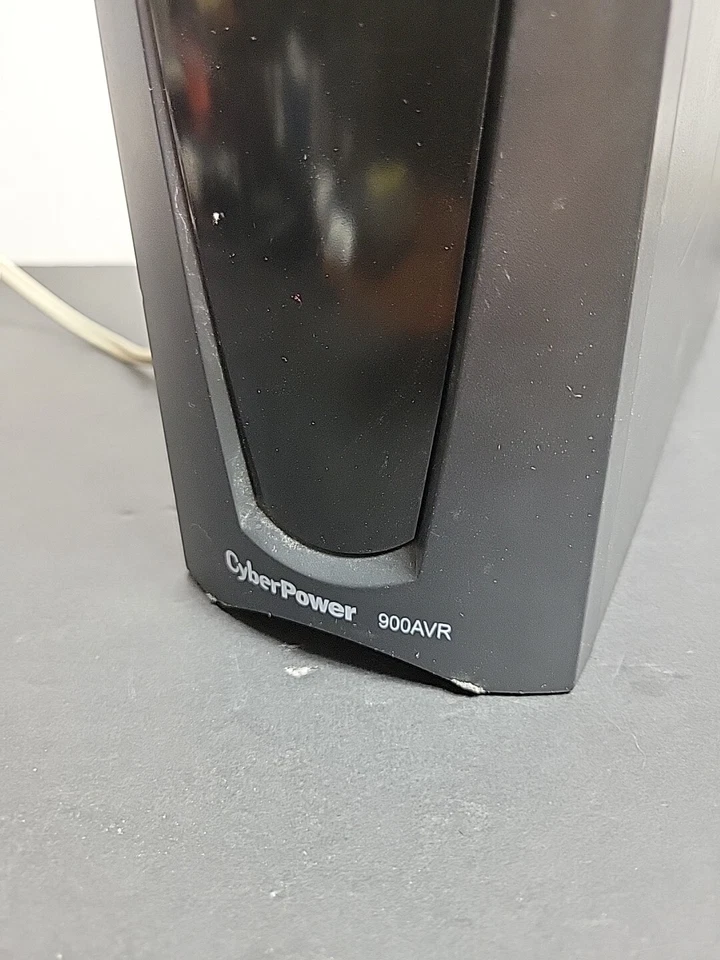 CYBER POWER 900VA 8-Outlet UNINTERRUPTABLE Power - Image 2 of 4
