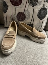 Patina By Portland Women  s Leather Zoe Chunky Taupe Suede Loafer 13451 Size 7