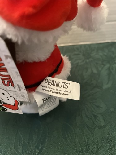 NEW PLUSH DOLL FIGURE SANTA SNOOPY PEANUTS CHARLES SHULTZ XMAS NOVELTY CLIP TOY - Picture 6 of 11