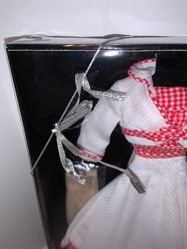 NUOVE GALLERIE ASHTON DRAKE - VESTITO BAMBOLA "PICNIC IN THE COUNTRY" GENE 16" - Foto 5 di 10