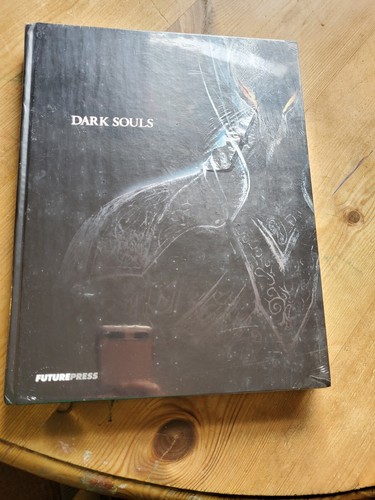 DARK SOULS: OFFICIAL GUIDE (HARDBACK) BOOK (FUTURE PRESS/2011) NEW - Picture 6 of 7