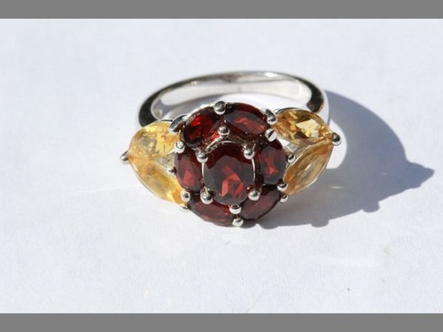 Solid 925 Sterling Silver w/2.0 Carat Red Garnets & Yellow CZ Fancy Ring Sz 5.25 - Picture 4 of 10