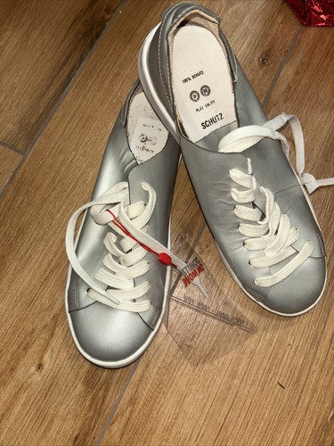 NWOB Schutz Lace Up Sneakers Silver Metallic White Sole Round Toe Size 7B - Picture 2 of 7