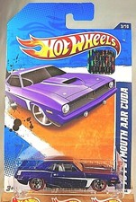 2011 Hot Wheels Walmart Redline #83 Street Beasts 70 PLYMOUTH AAR CUDA Purple