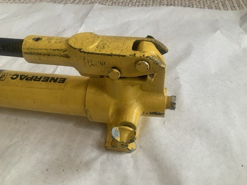 ENERPAC P18 Hydraulic Pump - Picture 8 of 9