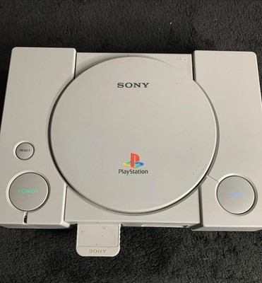 Sony PlayStation 1 PS1 Console  (SCPH-7001) Gray W/ Power Cord And 1 Controller