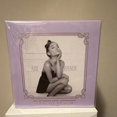 Ariana Grande Ari Eau de Parfum Spray 1.7 fl oz 50 mL
