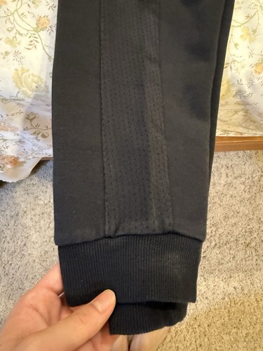 Pantalones deportivos Puma BMW Motorsport Essentials de vellón negros para hombre talla mediana - Imagen 5 de 6