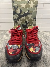 Valentino Garavani Rockrunner Camo Star Size 11 US