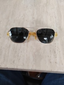 AMERICAN OPTICAL AO 1-10 12K GF GOLD VINTAGE AVIATOR SUNGLASSES Used In Vietnam.