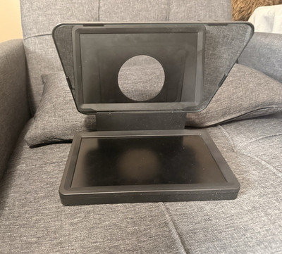 Elgato Prompter -All-in-One with Built-in-Screen