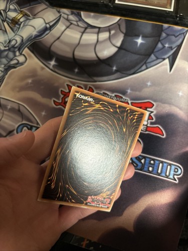 Yugioh Invader of Darkness IOC-111 Secret Holo Bleed 1st Ed VLP Misprint (VST) - Picture 18 of 24