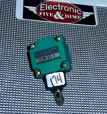 802M-KX   Allen-Bradley 802M-KX   SER B  Rotary Gear Limit Switch Head Only