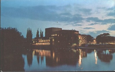 Royal Shakespeare Theatre Nachtansicht Stratford-upon-Avon Postkarte