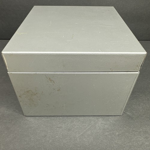 Vtg Weis Metal Index Card Recipe File Box USA W/ Tabs 6.5” X 6” X 4.5” - Picture 8 of 17