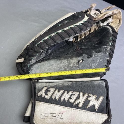 Vintage McKenney 755 Pro-AHS LH goaltender Glove ice hockey - 第 8/13 張圖片