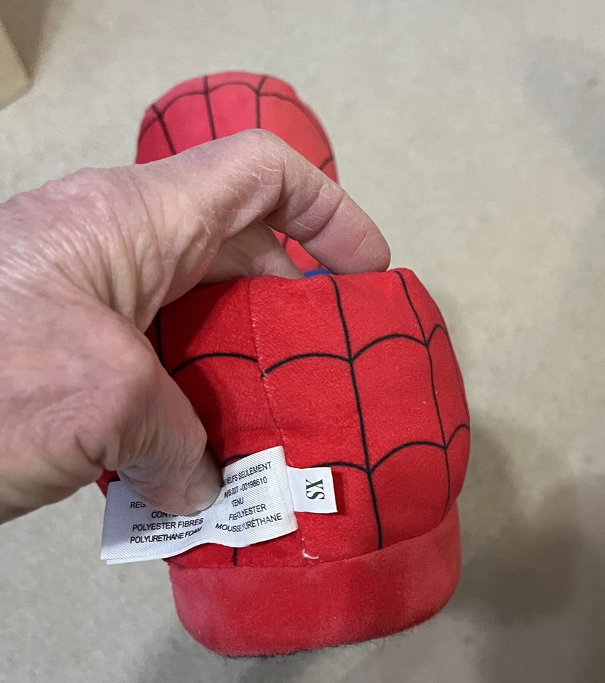 Zapatillas Spiderman para niños de Happy Feet Foto 3 de 4