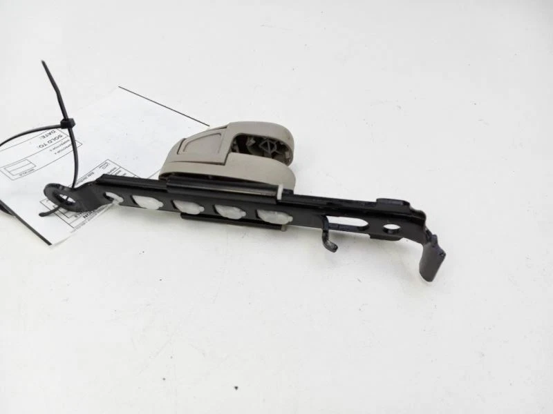 Dodge Grand Caravan 2008 ajustador de cinturón de seguridad delantero derecho 29489 Foto 4 de 4