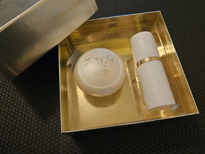 L'Air Du Temps Nina Ricci 2pc Boxed Gift Set Eau De TOILETTE EDT 1.7oz 100G Soap